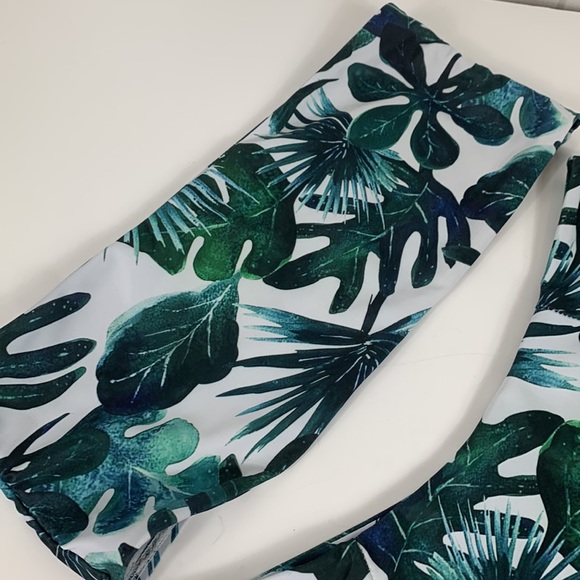 2 pc. Green/white flowered bikini has no tags. Bando top high waisted bottoms - Picture 2 of 5